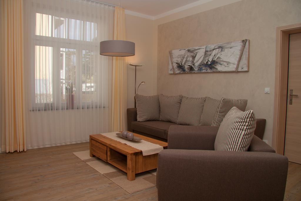 Villa Gluckspilz Kuehlungsborn Bilik gambar